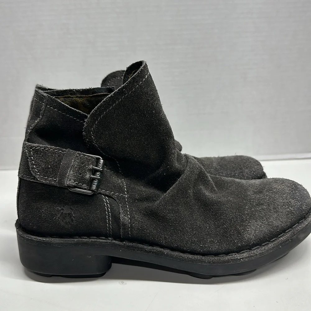 Fly London Ankle Boots Shoes Booties Suede Side Zip Buckle Gray Size 38 US 8
